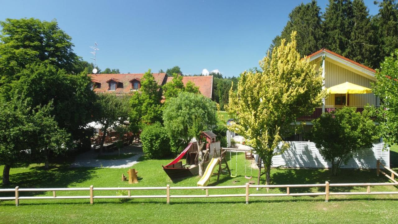 Waldpension Jaegerstueberl Отель Бад-Грисбах
