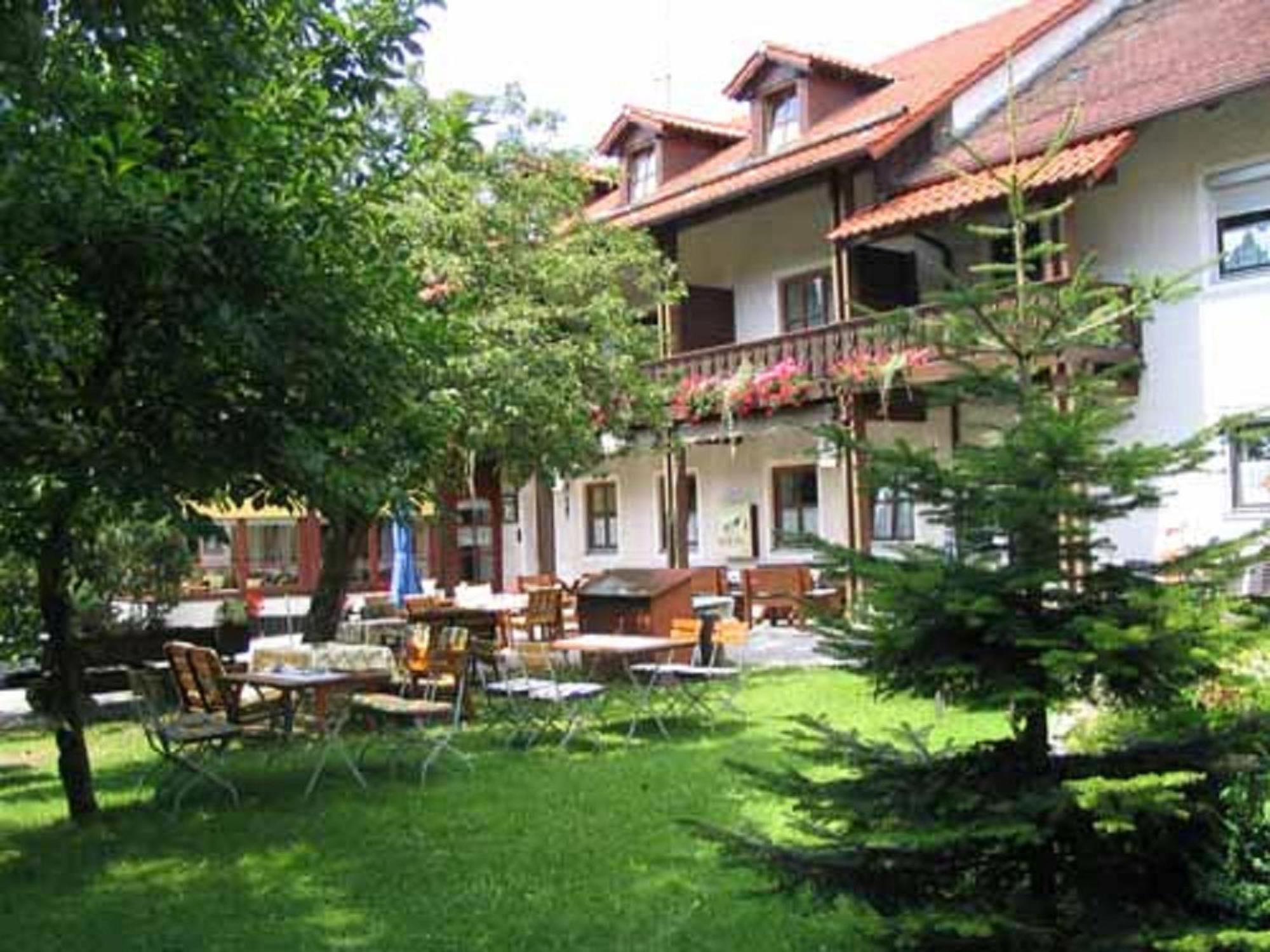 Отель Waldpension Jaegerstueberl