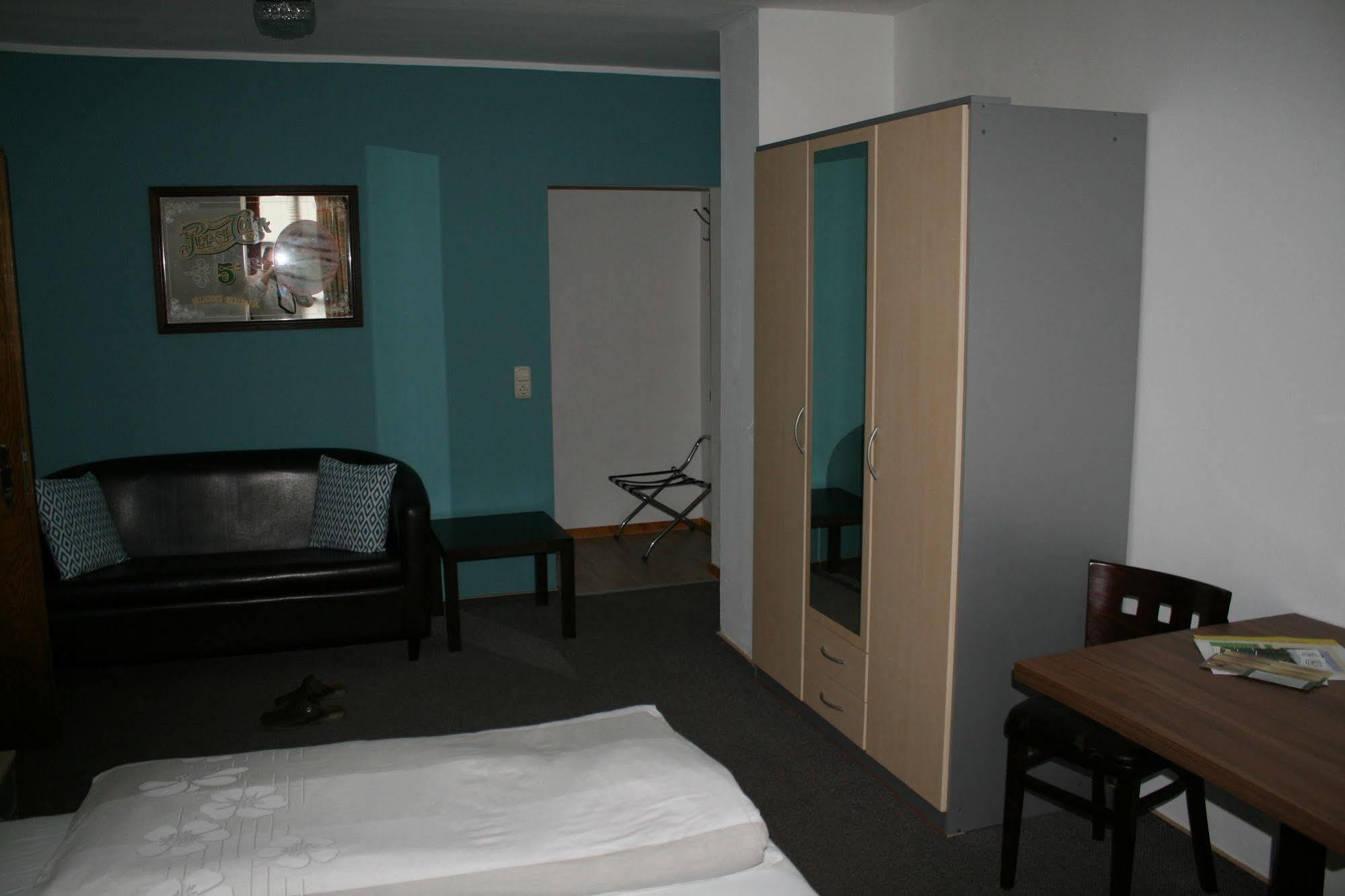 Отель Waldpension Jaegerstueberl 3*