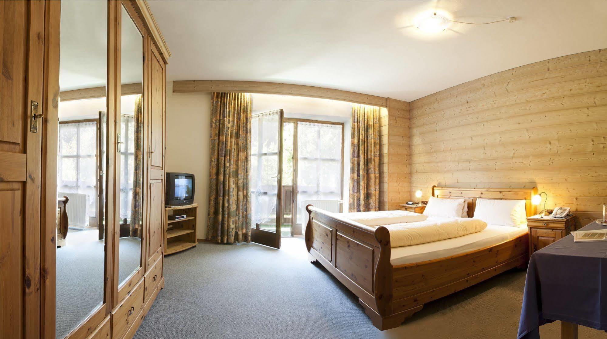 Waldpension Jaegerstueberl Отель 3*