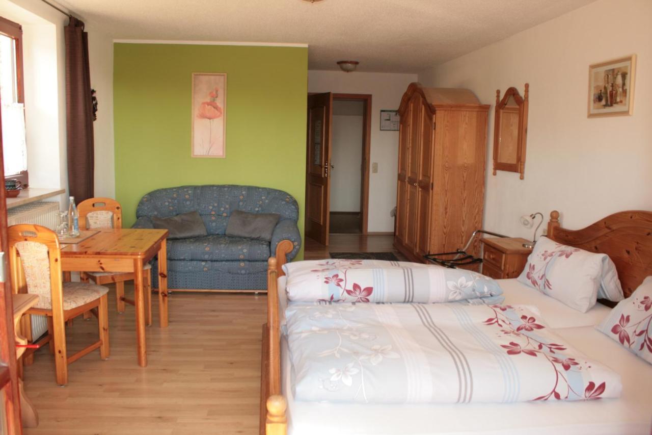 Waldpension Jaegerstueberl Бад-Грисбах